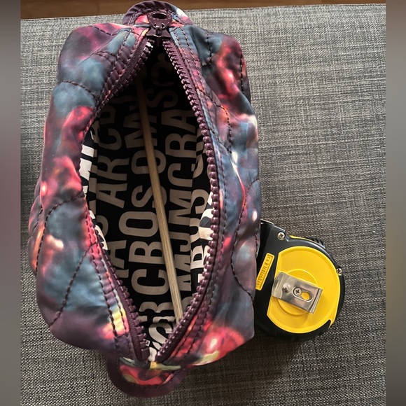 Marc Jacobs quilted makeup bag - Picture 9 of 10